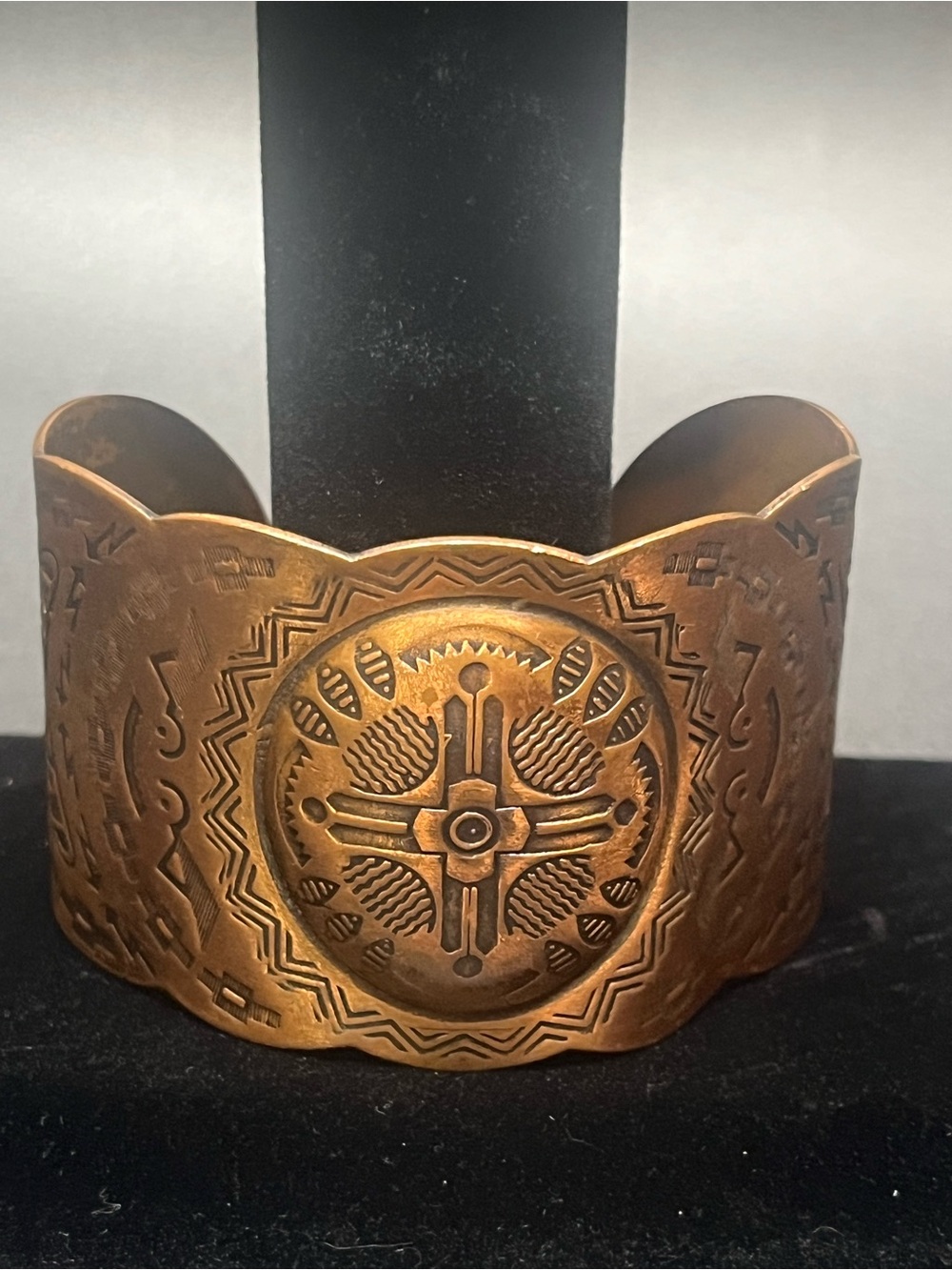Vintage Bell Trading Post Solid Copper Wide Repoussé Southwestern Cuff